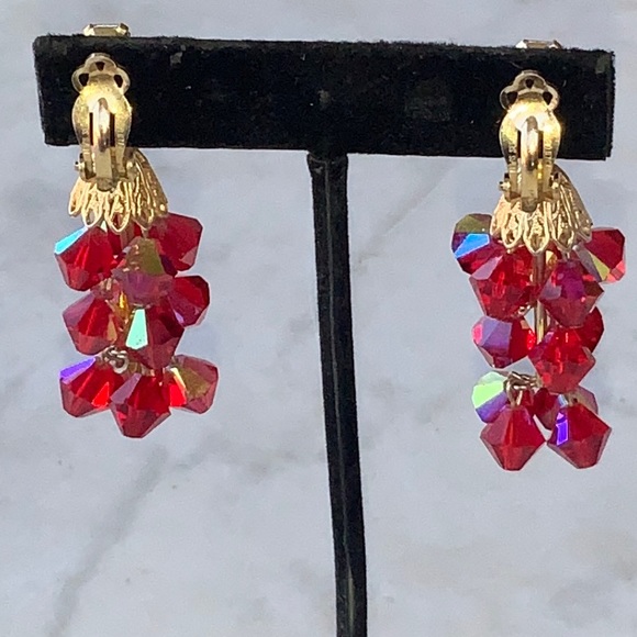 LEWIS SEGAL OF CALIFORNIA EARRINGS CLIP DANGLES RED CRYSTALS 2 1/4TH IN VINTAGE - Picture 10 of 11